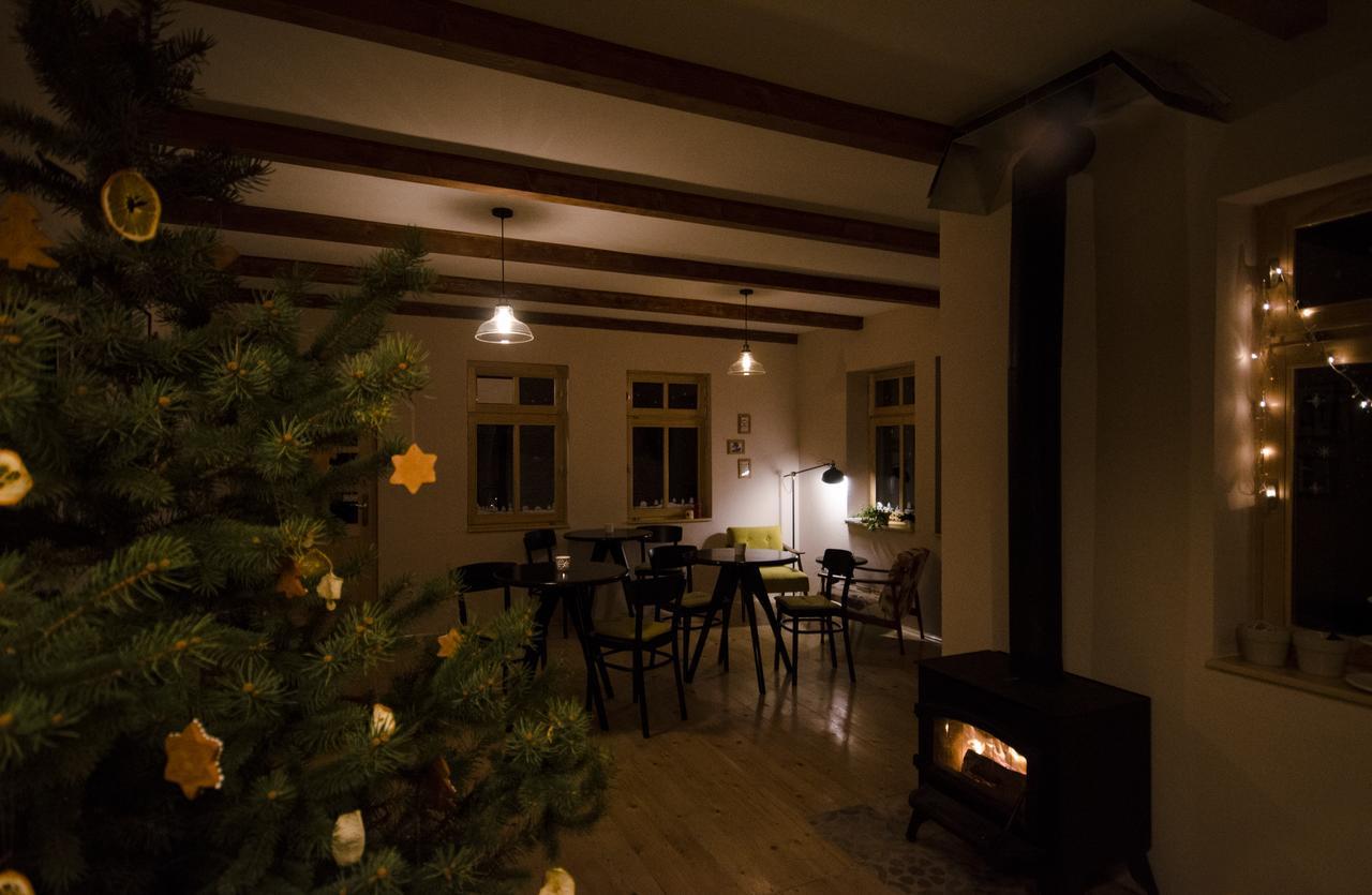 Bed and Breakfast Ethno&Coffee House Tulip Glozan Zewnętrze zdjęcie